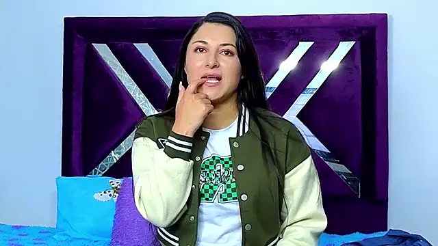 Snapshot of cuteeimy chatting on 28, 11, 2025 cuteeimy online show from 28, 11, 2025