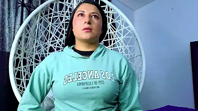 Snapshot of cuteeimy chatting on 15, 12, 2025 cuteeimy online show from 15, 12, 2025