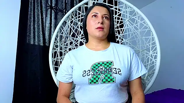 Snapshot of cuteeimy chatting on 22, 12, 2025 cuteeimy online show from 22, 12, 2025