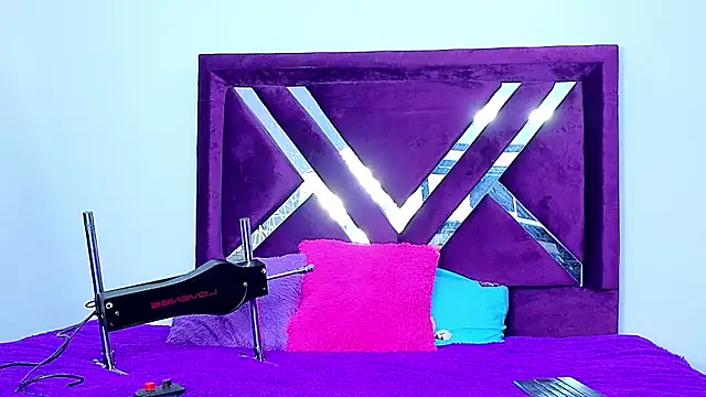 Snapshot of cuteeimy chatting on 7, 1, 2026 cuteeimy online show from 7, 1, 2026