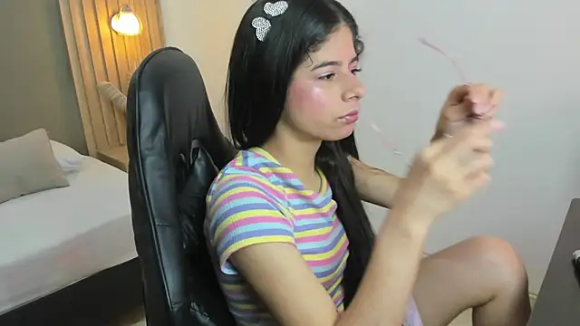 carlina 15 online show from 28, 10, 2025