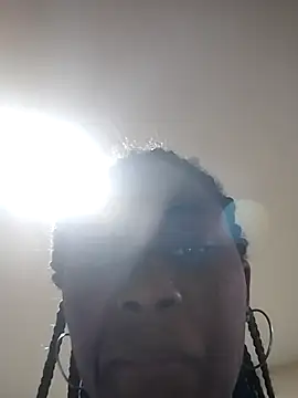 MONIQUE-LAMOUR online show from 8, 5, 2026