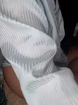 Snapshot of HotLaurha chatting on 16, 12, 2025 HotLaurha online show from 16, 12, 2025