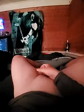 Snapshot of TheSexyCaveman chatting on 15, 6, 2026 TheSexyCaveman online show from 15, 6, 2026