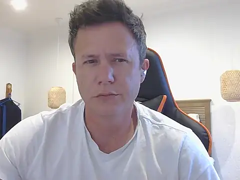 Snapshot of TroyDieselXXX chatting on 22, 9, 2025 TroyDieselXXX online show from 22, 9, 2025