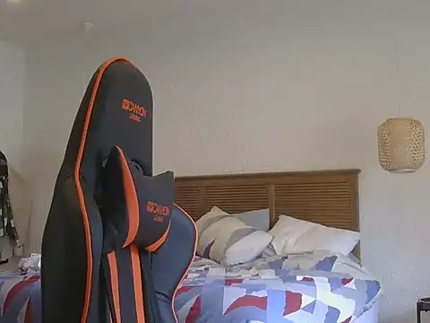 Snapshot of TroyDieselXXX chatting on 3, 11, 2025 TroyDieselXXX online show from 3, 11, 2025