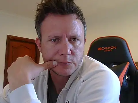 TroyDieselXXX online show from 17, 3, 2026