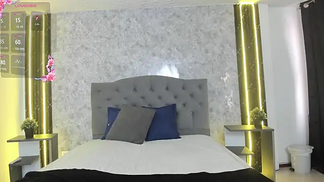 GiannaSlimJB online show from 25, 2, 2026