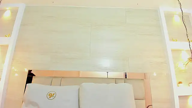 karol lewiss online show from 11, 10, 2025