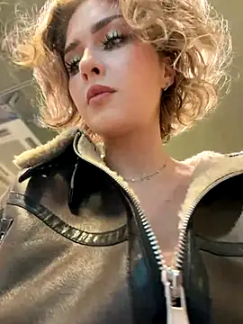 Snapshot of KellyKeler chatting on 30, 11, 2025 KellyKeler online show from 30, 11, 2025