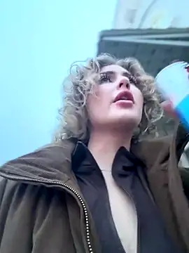 Snapshot of KellyKeler chatting on 21, 12, 2025 KellyKeler online show from 21, 12, 2025