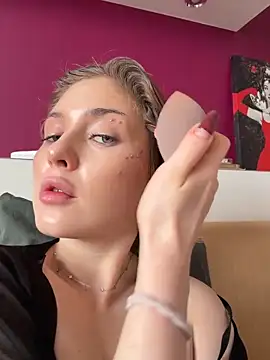 Snapshot of KellyKeler chatting on 14, 2, 2026 KellyKeler online show from 14, 2, 2026