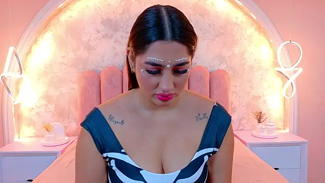 JasmineRhodes online show from 31, 10, 2025