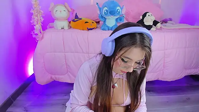 Snapshot of hannacutegod chatting on 13, 3, 2026 hannacutegod online show from 13, 3, 2026