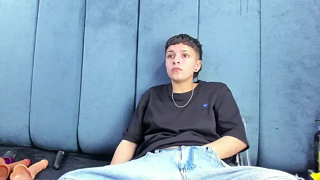 Megan Thompson  online show from 1, 2, 2026