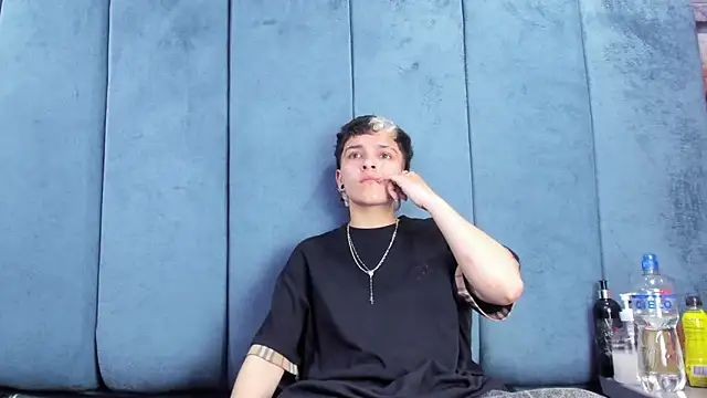 Megan Thompson  online show from 16, 4, 2026