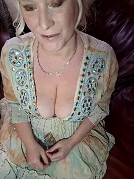 Bouncy-Bella28X online show from 22, 3, 2026