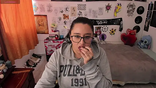 Cherry blush  online show from 14, 5, 2026