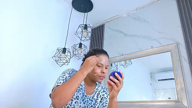 Snapshot of keyla_mejia chatting on 22, 6, 2026 keyla mejia online show from 22, 6, 2026