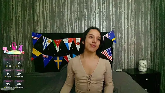 Snapshot of Alicee_Moonn chatting on 14, 6, 2026 Alicee Moonn online show from 14, 6, 2026