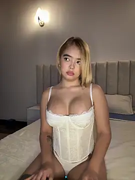 Mia Roswell online show from 21, 5, 2026