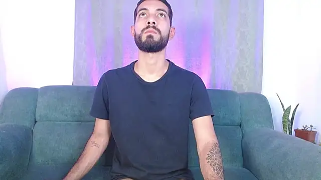 Snapshot of ReyPablo1 chatting on 7, 10, 2025 ReyPablo1 online show from 7, 10, 2025