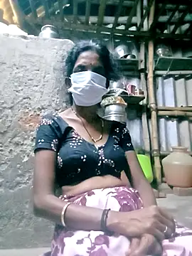 Snapshot of Tamilauntyhot chatting on 5, 10, 2025 Tamilauntyhot online show from 5, 10, 2025