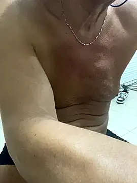 Unique X perience online show from 13, 9, 2025