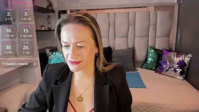 Charlot milf online show from 14, 10, 2025