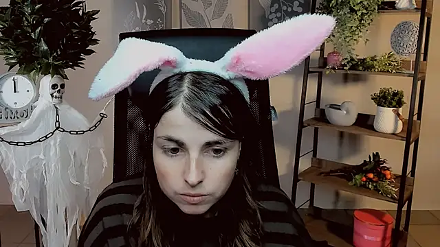 MartaEdams online show from 30, 10, 2025