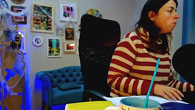 MartaEdams online show from 5, 11, 2025