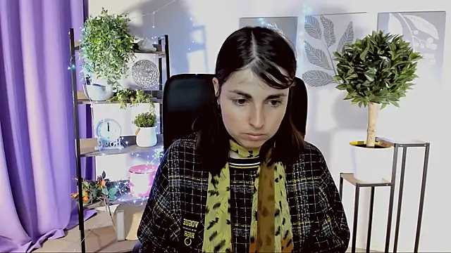 MartaEdams online show from 8, 4, 2026