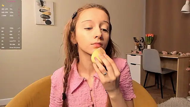 TaiteFairfield online show from 5, 3, 2026