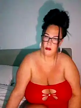 Snapshot of Kayla-Foxx chatting on 10, 11, 2025 Kayla-Foxx online show from 10, 11, 2025