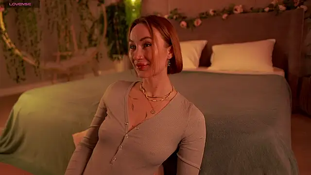 Snapshot of Serena_Waldarf chatting on 22, 9, 2025 Serena Waldarf online show from 22, 9, 2025