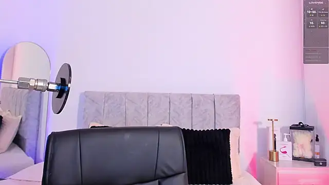 Snapshot of Taylormaxwell chatting on 12, 2, 2026 Taylormaxwell online show from 12, 2, 2026