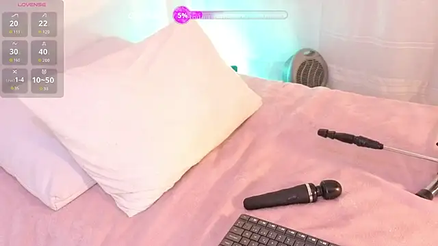 Samaraa Smith online show from 11, 3, 2026