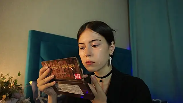 ywixos online show from 19, 9, 2025