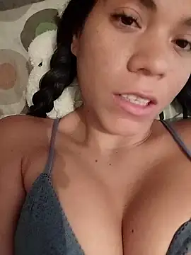 Snapshot of patricia-blosson chatting on 10, 9, 2025 patricia-blosson online show from 10, 9, 2025