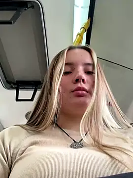 StephanieMur online show from 22, 9, 2025