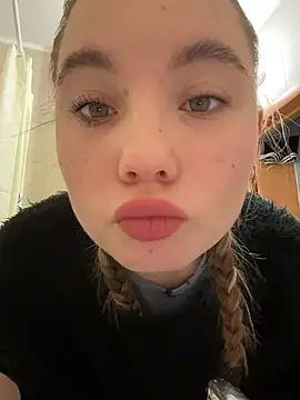 StephanieMur online show from 25, 11, 2025