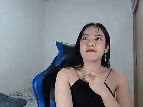 Snapshot of EloiseJun chatting on 12, 2, 2026 EloiseJun online show from 12, 2, 2026