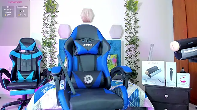 Snapshot of _taylor_black chatting on 30, 9, 2025  taylor black online show from 30, 9, 2025