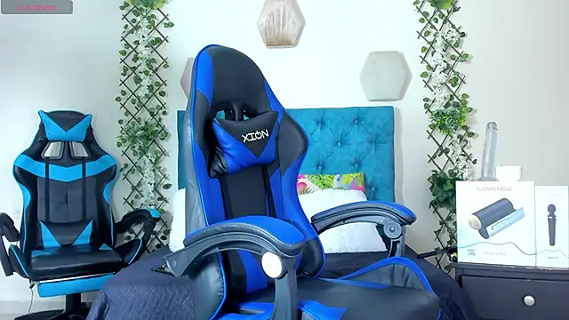 Snapshot of _taylor_black chatting on 31, 10, 2025  taylor black online show from 31, 10, 2025