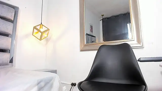 lianfox  online show from 24, 10, 2025