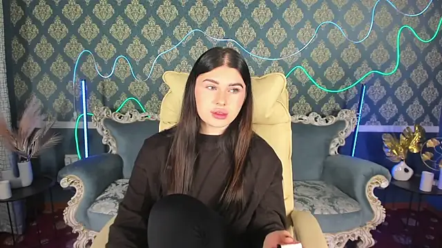 Neyla Charm online show from 6, 11, 2025