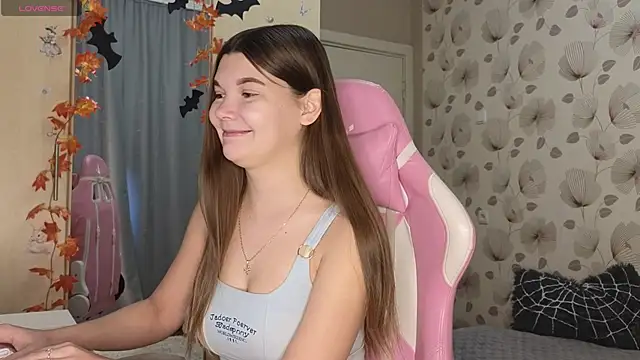 Snapshot of _cute_ice chatting on 23, 10, 2025 cute ice online show from 23, 10, 2025