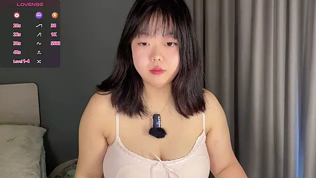 Kittenfishing online show from 4, 10, 2025