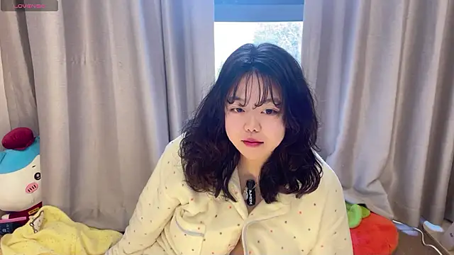 Kittenfishing online show from 16, 1, 2026