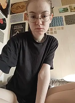 Snapshot of _arigins_ chatting on 3, 10, 2025  arigins  online show from 3, 10, 2025